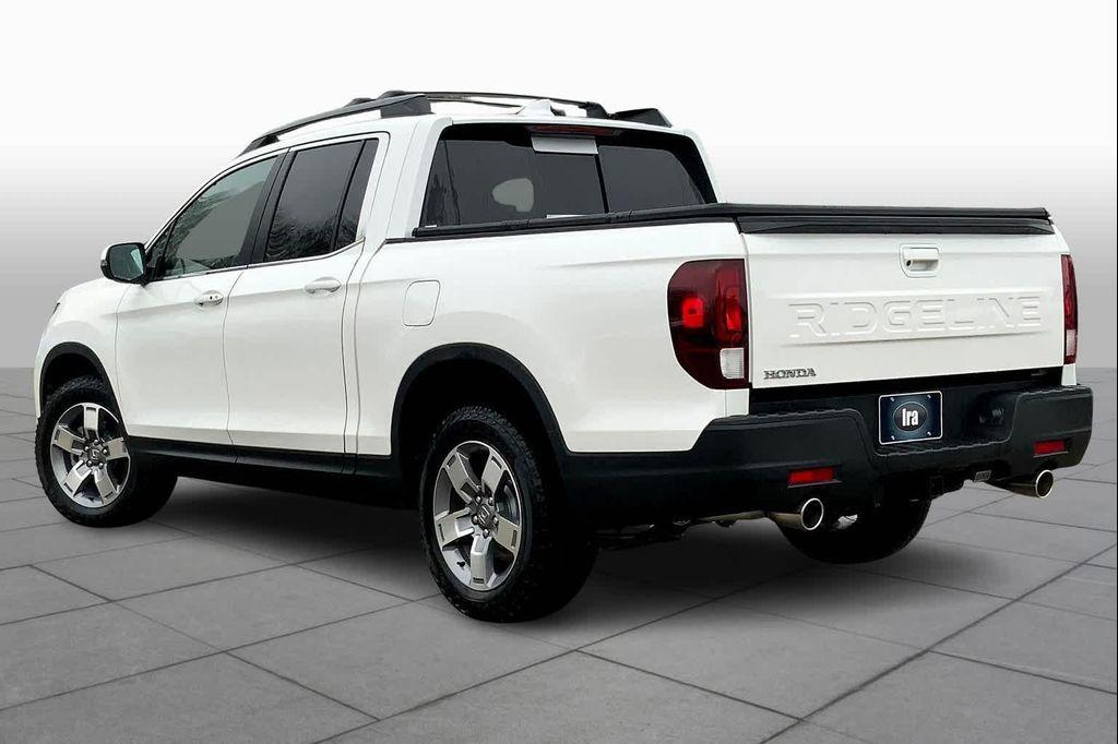 new 2025 Honda Ridgeline car, priced at $45,385