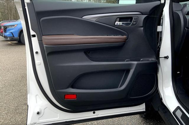 new 2025 Honda Ridgeline car, priced at $47,385