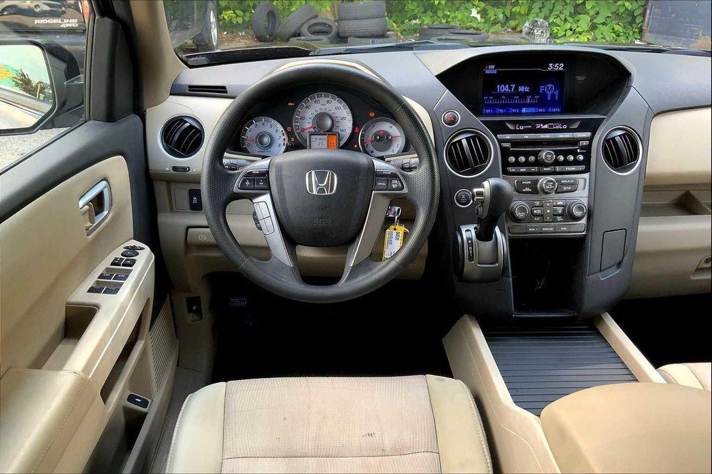 used 2013 Honda Pilot car, priced at $12,995