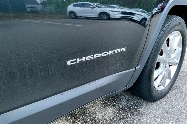 used 2016 Jeep Cherokee car, priced at $15,226