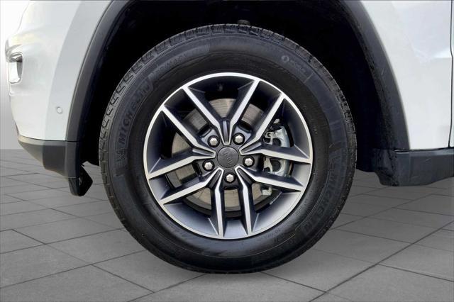 used 2022 Jeep Grand Cherokee car, priced at $27,365