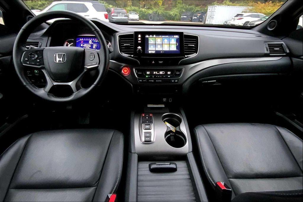 used 2023 Honda Passport car, priced at $35,002