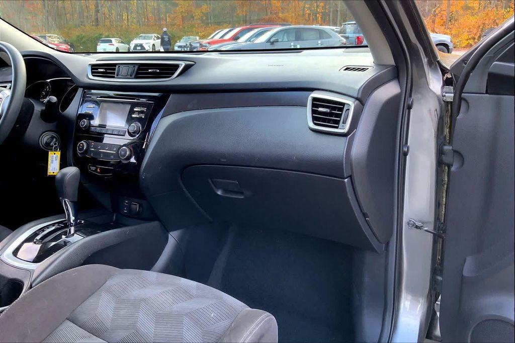 used 2015 Nissan Rogue car, priced at $10,660