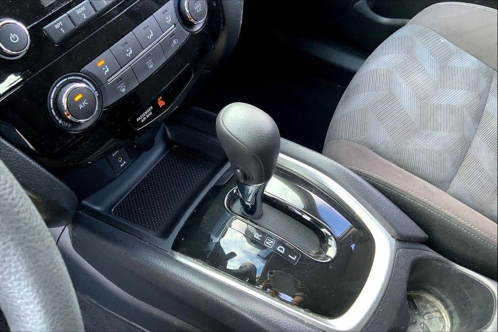 used 2015 Nissan Rogue car, priced at $10,660