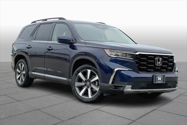 new 2025 Honda Pilot car, priced at $51,780