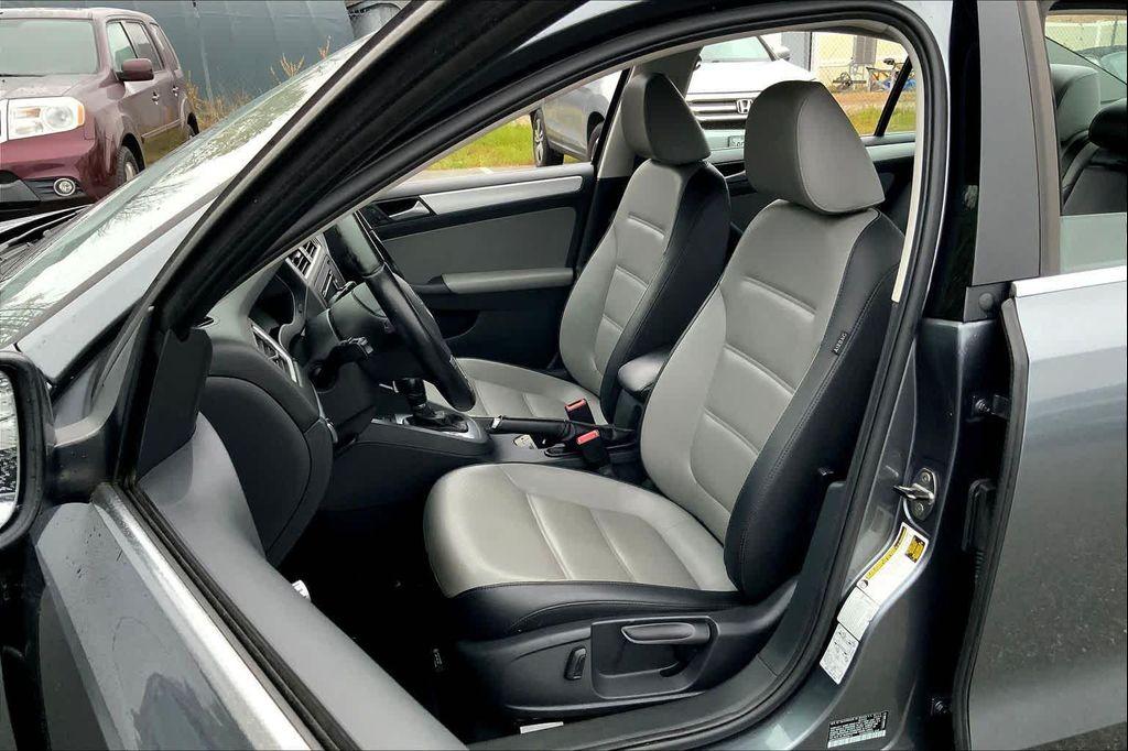 used 2013 Volkswagen Jetta Hybrid car, priced at $6,500