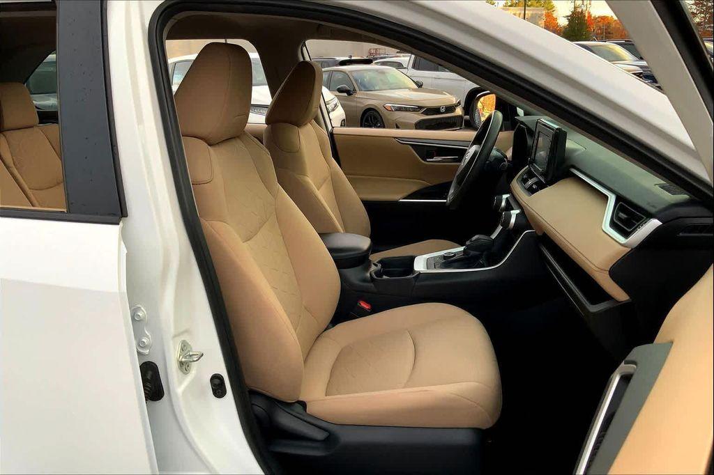 used 2021 Toyota RAV4 Hybrid car, priced at $21,998