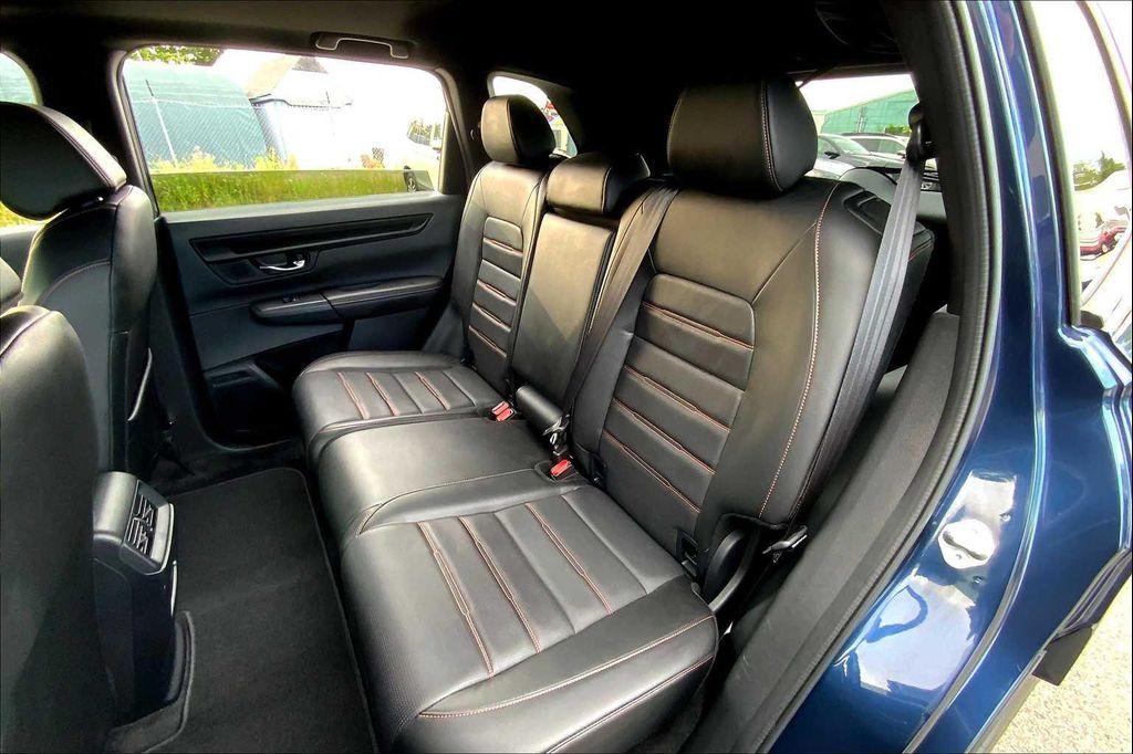 used 2025 Honda CR-V Hybrid car, priced at $38,435