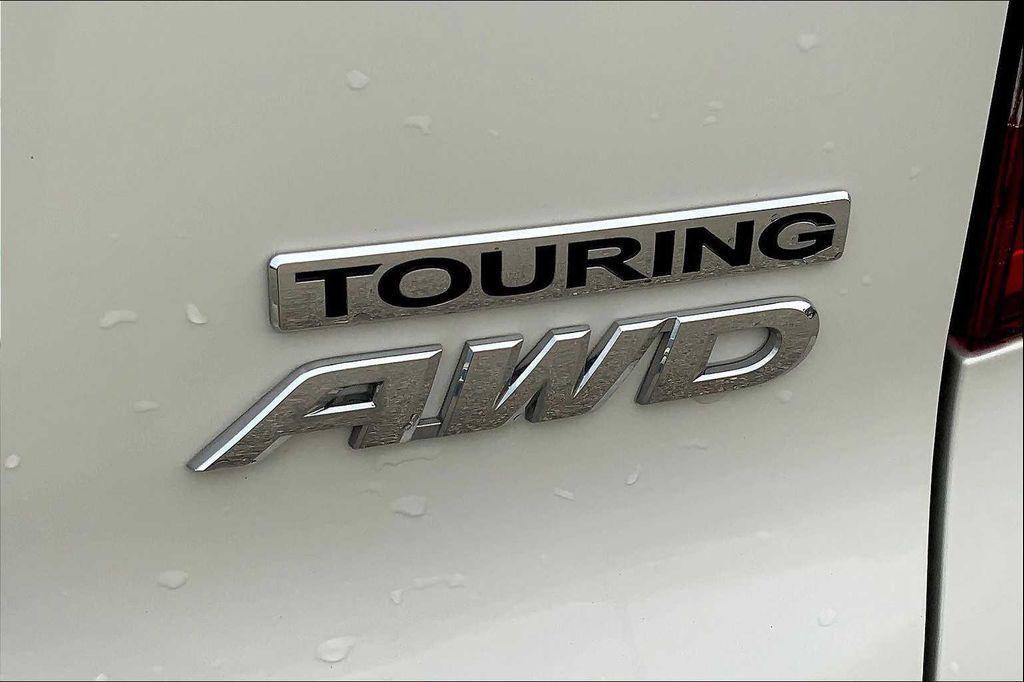 used 2019 Honda Pilot car, priced at $32,353
