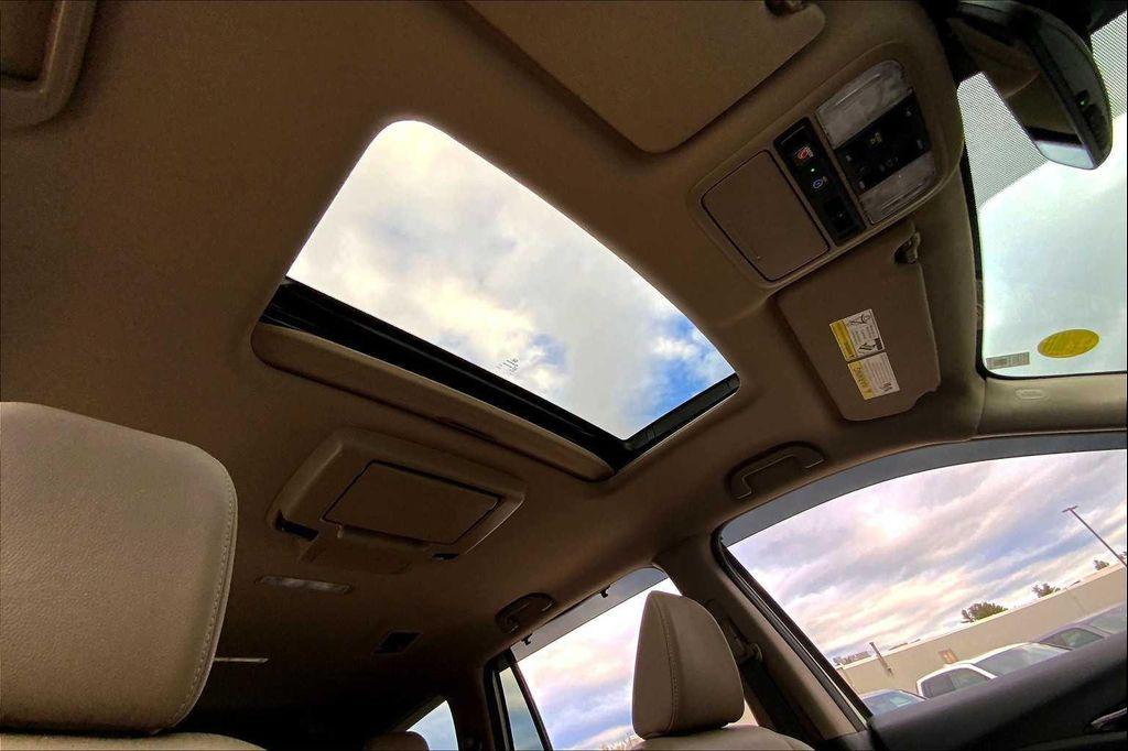 used 2019 Honda Pilot car, priced at $32,353