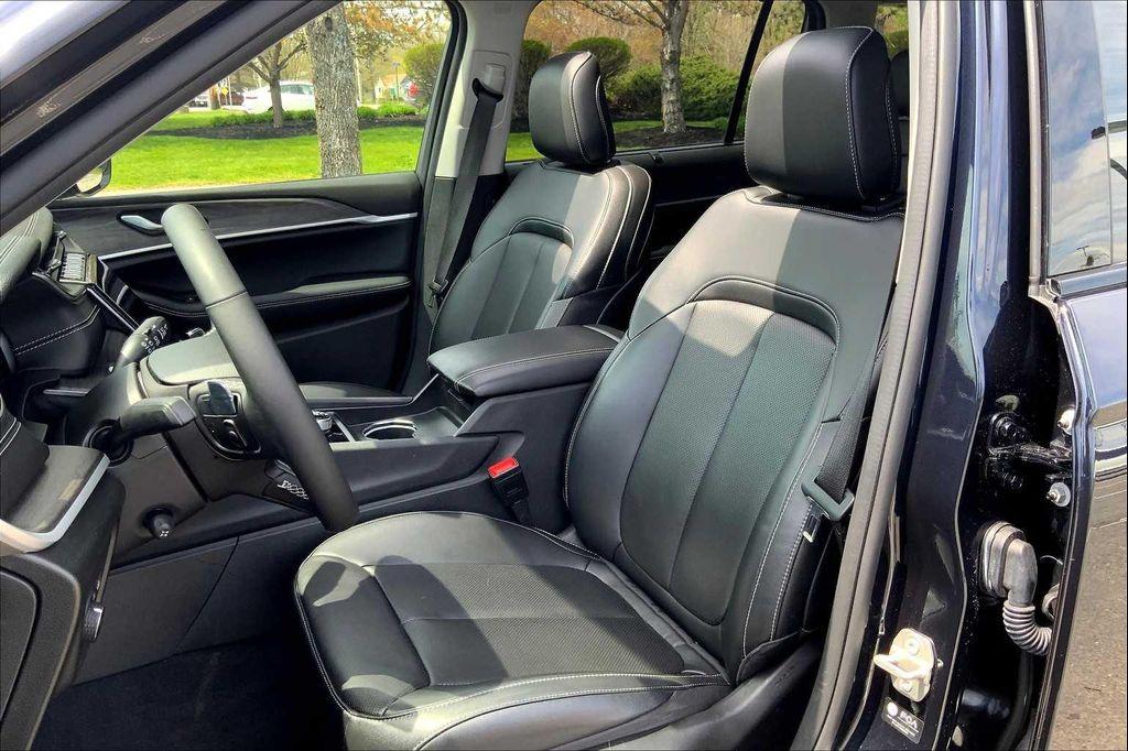 used 2024 Jeep Grand Cherokee L car, priced at $34,337