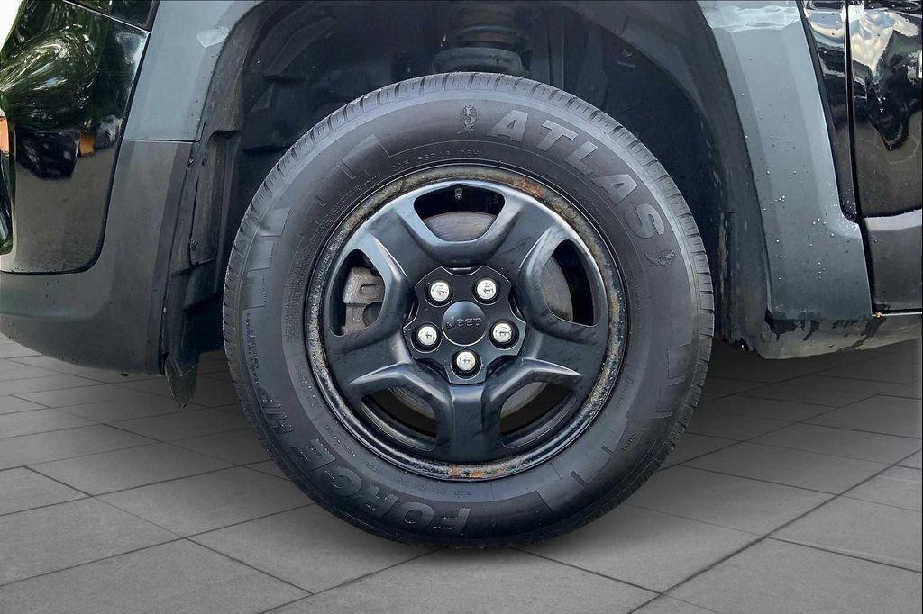 used 2021 Jeep Renegade car, priced at $13,995