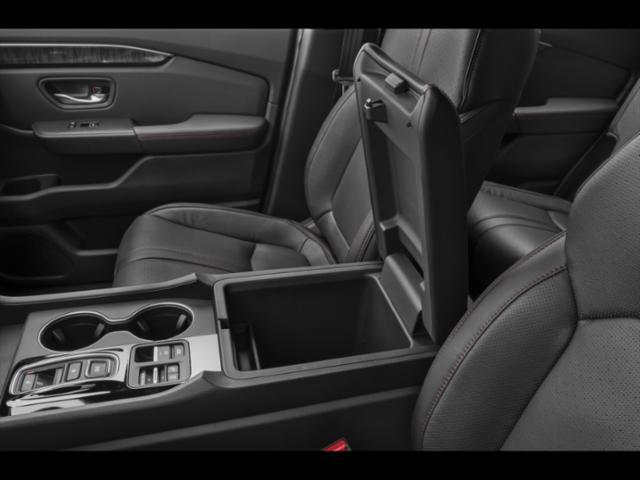 new 2025 Honda Pilot car, priced at $54,580