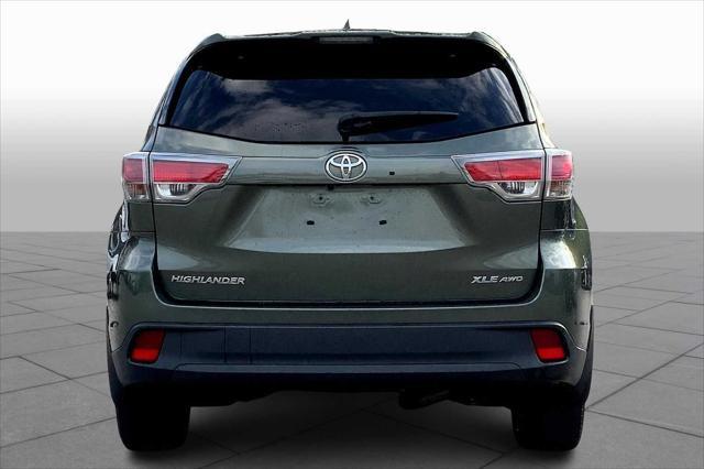 used 2015 Toyota Highlander car, priced at $18,211