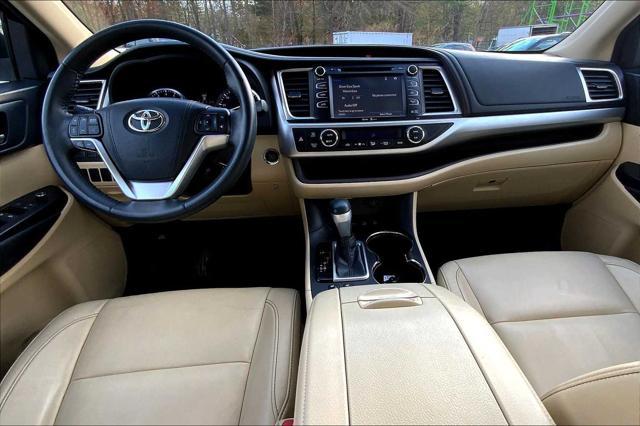 used 2015 Toyota Highlander car, priced at $18,211