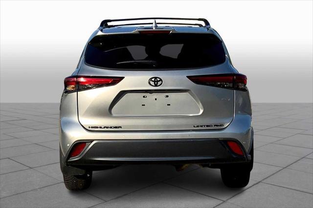 used 2022 Toyota Highlander car, priced at $41,874