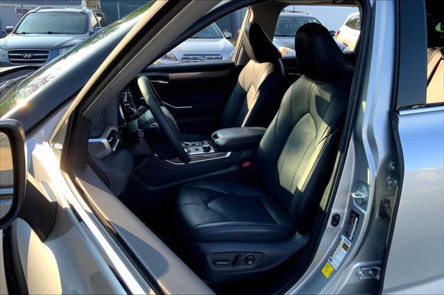 used 2022 Toyota Highlander car, priced at $41,874