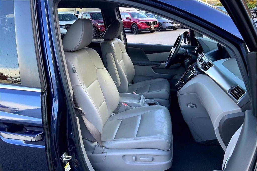 used 2014 Honda Odyssey car, priced at $13,995