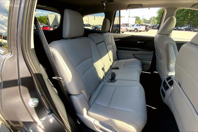 used 2021 Honda Pilot car, priced at $28,067