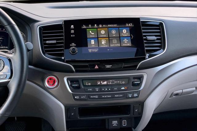 used 2021 Honda Pilot car, priced at $28,067