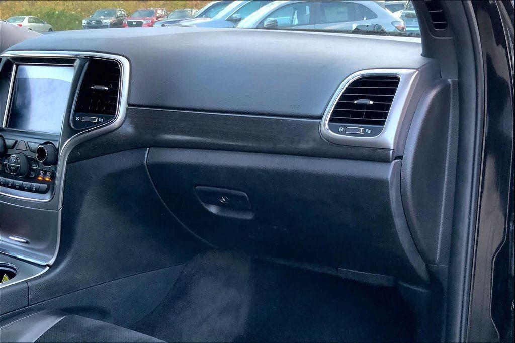 used 2018 Jeep Grand Cherokee car, priced at $13,828