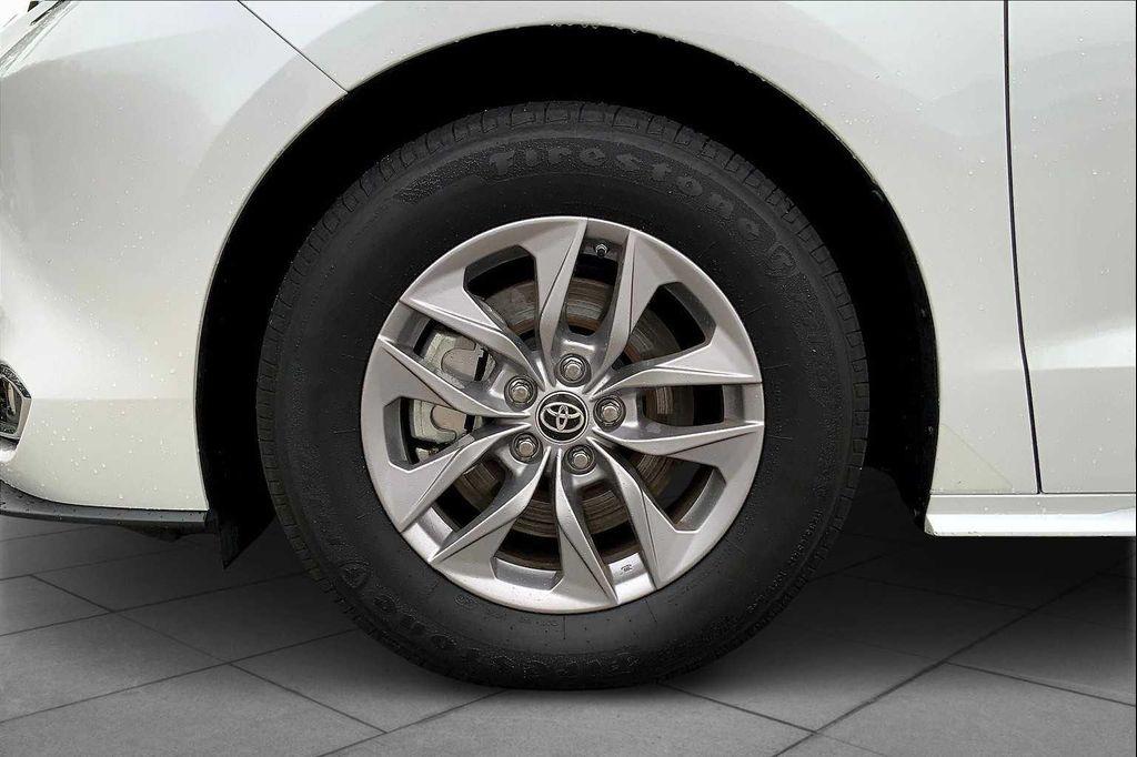 used 2022 Toyota Sienna car, priced at $37,600