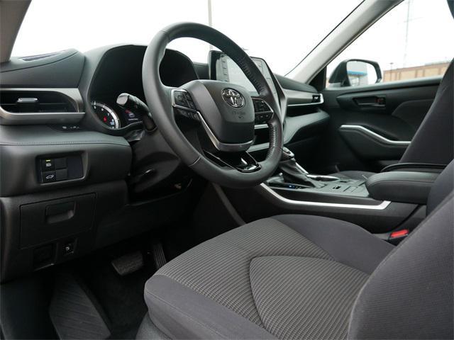 used 2020 Toyota Highlander car, priced at $27,897