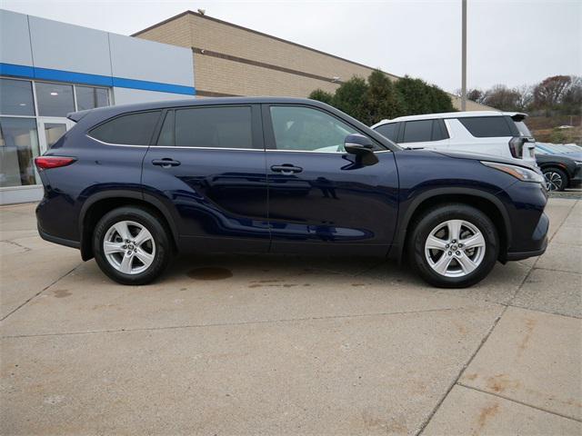 used 2020 Toyota Highlander car, priced at $27,897