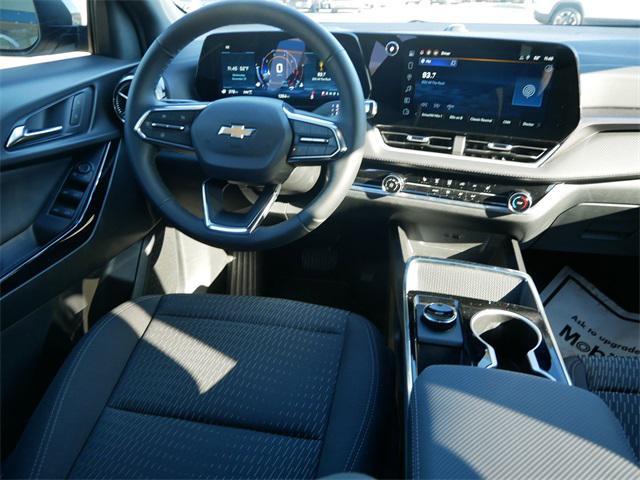 new 2026 Chevrolet Equinox car, priced at $32,495