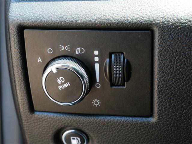 used 2014 Jeep Grand Cherokee car, priced at $8,997
