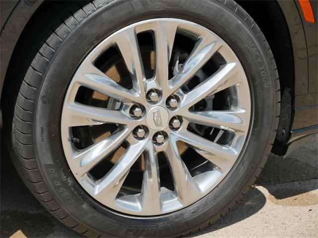 used 2023 Cadillac XT6 car, priced at $41,997