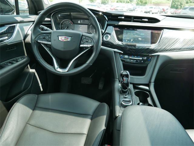 used 2023 Cadillac XT6 car, priced at $41,997