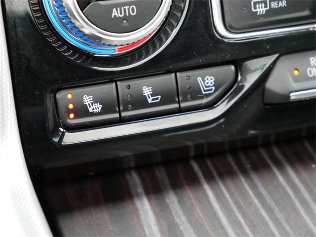 used 2024 GMC Yukon XL car, priced at $75,997