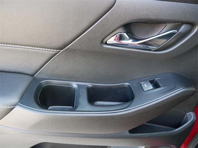 used 2023 Chevrolet Traverse car, priced at $35,497