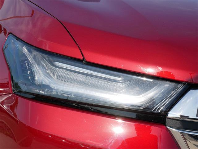 used 2023 Chevrolet Traverse car, priced at $35,497