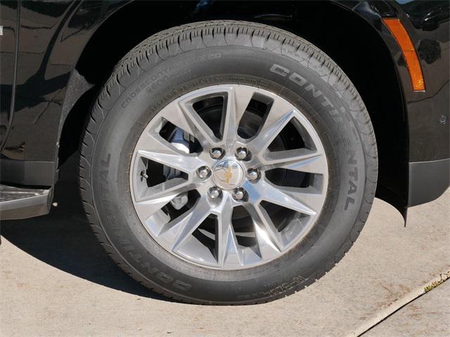 new 2026 Chevrolet Suburban car, priced at $76,860