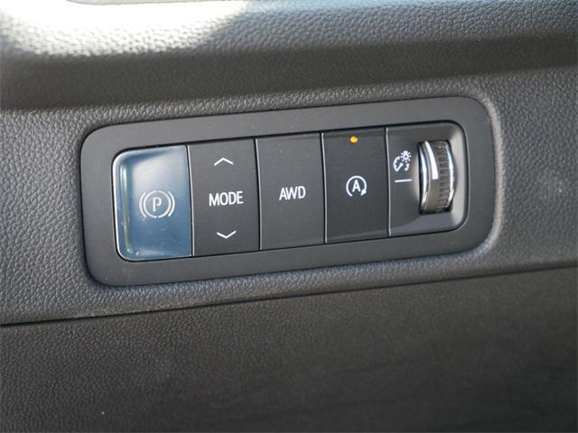 new 2026 Chevrolet Traverse car, priced at $43,920
