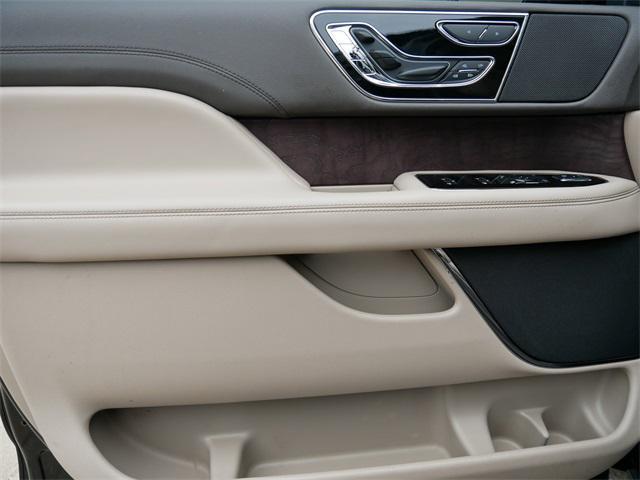 used 2022 Lincoln Navigator car, priced at $55,997