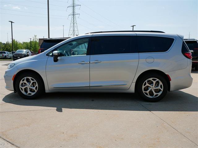 used 2023 Chrysler Pacifica car, priced at $28,997