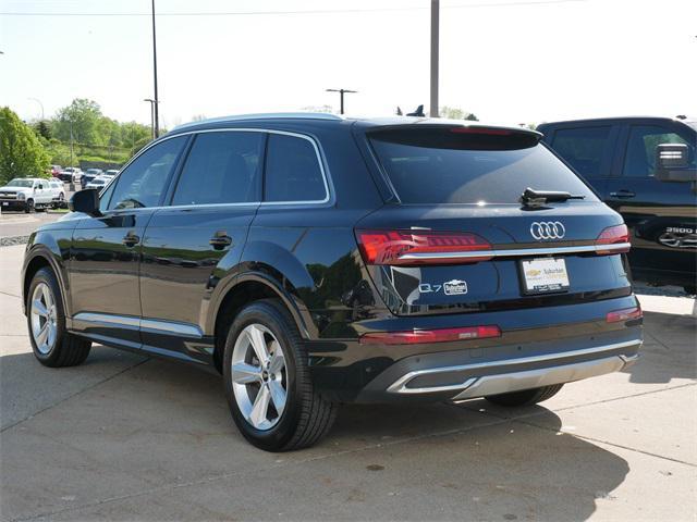 used 2024 Audi Q7 car, priced at $42,997