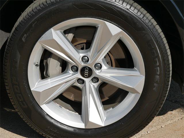 used 2024 Audi Q7 car, priced at $42,997