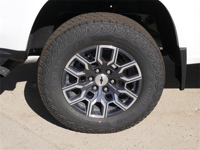 new 2026 Chevrolet Colorado car, priced at $46,390