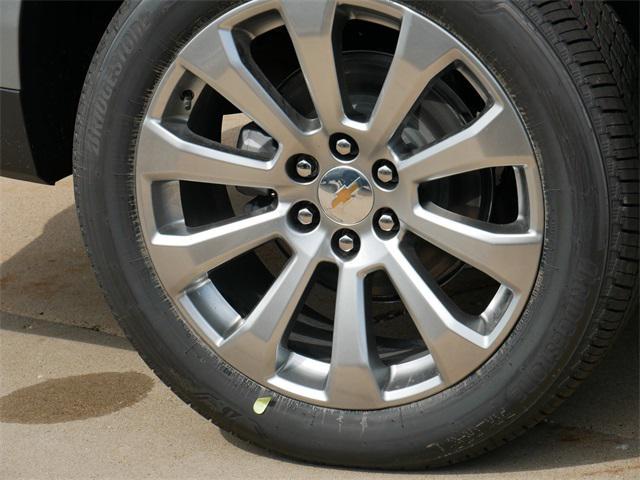 new 2025 Chevrolet Suburban car, priced at $83,640