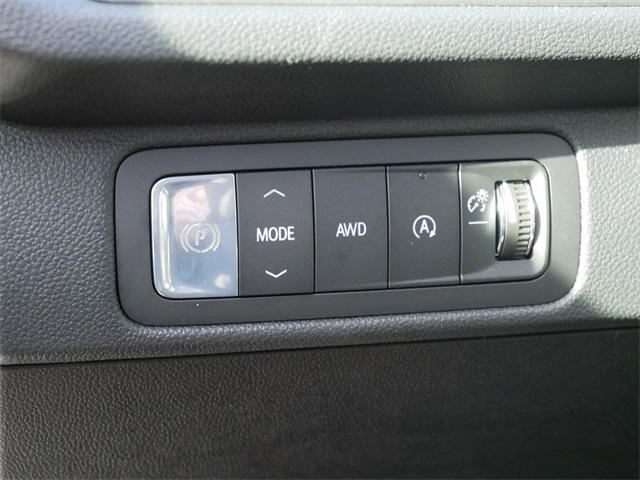 new 2026 Chevrolet Traverse car, priced at $49,490