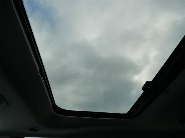 used 2014 Chevrolet Traverse car, priced at $11,997