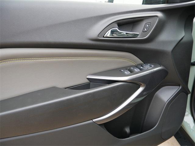 new 2025 Chevrolet Trax car, priced at $26,815