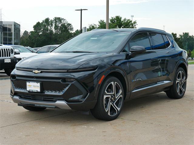 new 2025 Chevrolet Equinox EV car, priced at $44,490