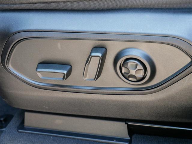 used 2023 Jeep Grand Cherokee car, priced at $32,997