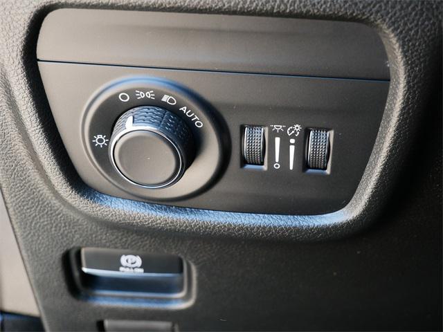 used 2023 Jeep Grand Cherokee car, priced at $32,997