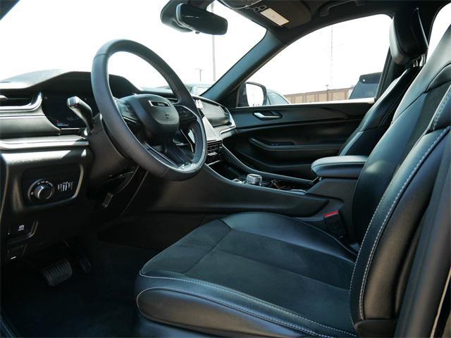 used 2023 Jeep Grand Cherokee car, priced at $32,997